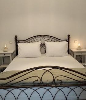 Palekastro House | Family-Friendly Retreat at BlueHouse III - Rated 9/10