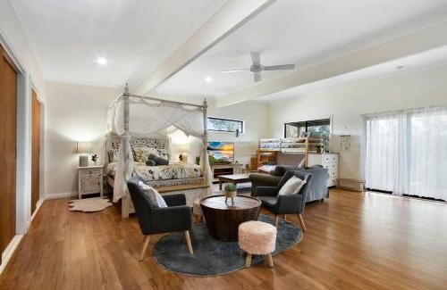 Metung House | Bluelake Cottage Metung: Pet-Friendly Retreat with High Ratings