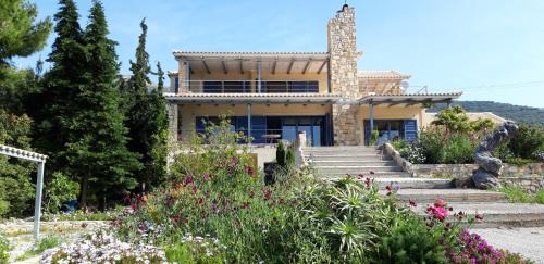 Kymi-Aliveri Apartment | Blueline Guesthouse: Oceanfront Retreat with 9.7 Rating