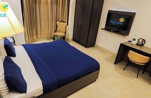 South City I Hotel | Discover BlueNeck Sec 41 in Millenium City Centre
