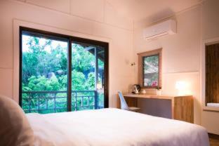 Haad Pleayleam Resort | Relaxing Bluerama - Adults Only with Oceanfront Views