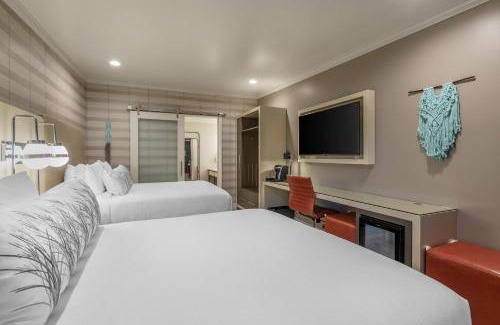 Southeast Torrance Hotel | Discover Bluestem Hotel Torrance: Guest Rated 8.7/10!