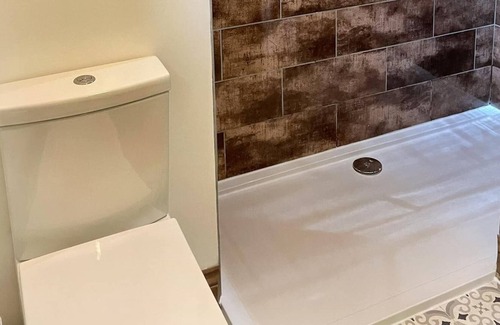 Llanybri House | Relaxing BlueStone Lodge with Hot Tub in Pembrokeshire