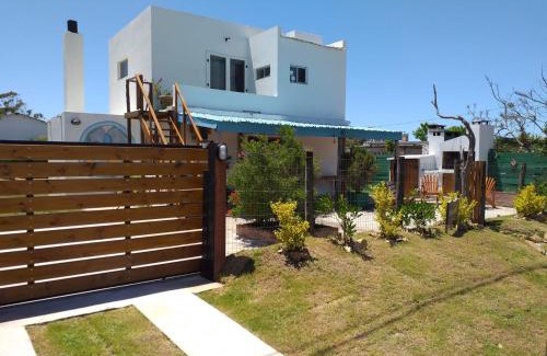 Balneario Buenos Aires Bed & Breakfast | Oceanfront Bliss at Bluetres B&B - Guest Rated 9/10