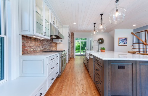 South Haven House | Bluffside Retreat: Pool, Hot Tub & Breathtaking Lake Views