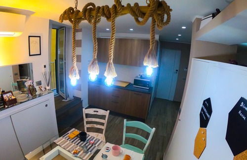 Naples City Centre Apartment | Experience BLUMON HOUSE: Pet-Friendly Stay with Spa & Hot Tub