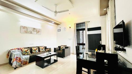 Vaishali Nagar Apartment | Stylish BluO 2BHK Jaipur with Garden, Balcony & Parking