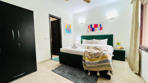 Vasant Vihar Apartment | Pet-Friendly Retreat at BluO Vasant Vihar PVR