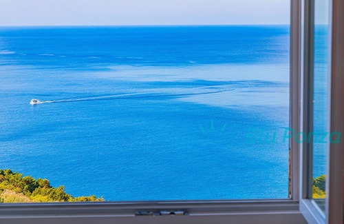 Le Forna Apartment | BluPonza - Holiday Homes - Mediterranean Apartment