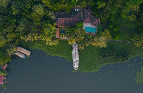 Muhamma Resort | Tranquil BluSalzz Villa with Pool & Ocean Views in Kerala