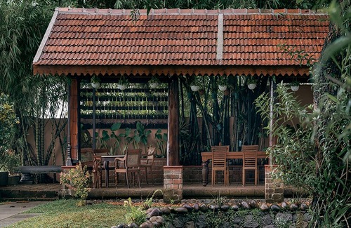 Muhamma House | Discover BluSalzz Villa with Pool & Lake Views in Alleppey