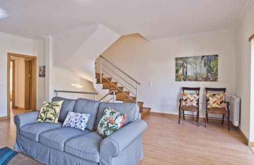Zambujal Villa | Scenic BmyGuest - Sesimbra Sea View Villa for Families