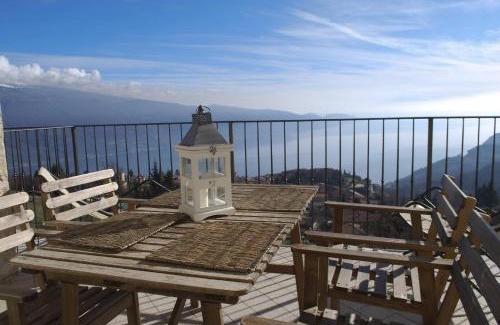 Gardola Apartment | Discover BnB Borgo le Vigne - La Vendemmia with Ocean Views