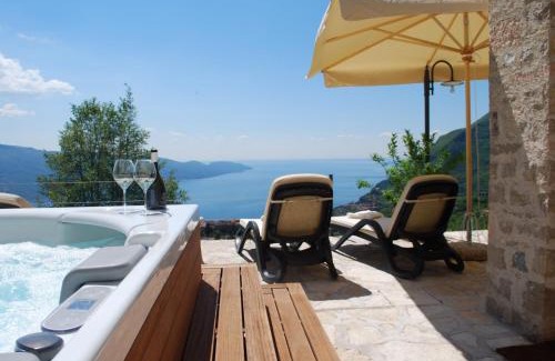 Gardola Apartment | Discover BnB Borgo le Vigne - La Vendemmia with Ocean Views