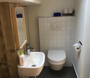 Hundwil Bed & Breakfast | Oceanfront Retreat at BnB chezlise - Rated 9/10 by Guests