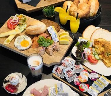 Venlo Bed & Breakfast | Experience Comfort at BnB Grand Café Prins Bernhard