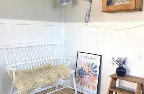 Svendborg Bed & Breakfast | Discover BnB Thuroe: Family-Friendly with Kitchen & Breakfast