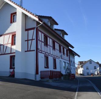 Ehrendingen Bed & Breakfast | Oceanfront Retreat at BnB zum Schlüssel - Rated 9.4/10
