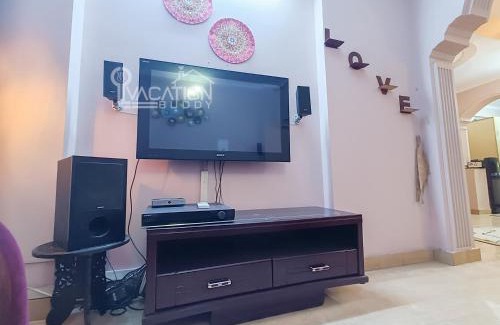 Dwarka Apartment | Pet and Child Friendly Stay at BnBBuddy 2 BR Anugraha