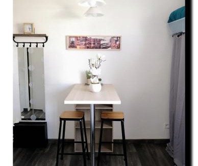 Up 1.5 Saint-Ferreol Apartment | Pet Friendly BnBesak Besancon Micropolis with Great Ratings