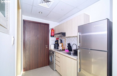 Ajman Apartment | Inviting ST-Afnan 4-1508: Pool, Breakfast & Family Fun