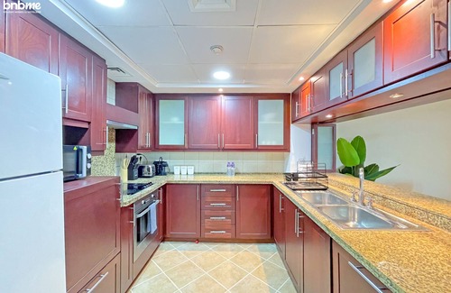 Dubai Apartment | Pet-Friendly 2B - AL Turia with Pool and Breakfast Included