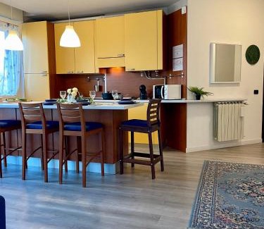 Cardano al Campo Apartment | Discover Family-Friendly Bnbook Bilo Malpensa 2 with Top Ratings