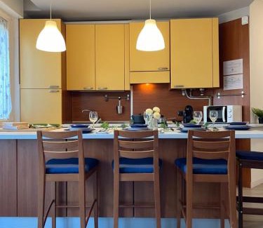 Cardano al Campo Apartment | Discover Family-Friendly Bnbook Bilo Malpensa 2 with Top Ratings