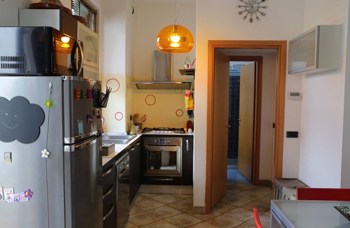 Mazzo Apartment | Relaxing Retreat at Bnbook - Tommaso Grossi with Spa & Kitchen