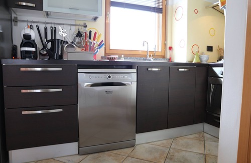 Mazzo Apartment | Relaxing Retreat at Bnbook - Tommaso Grossi with Spa & Kitchen