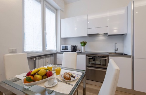 Porta Romana Apartment | Discover Comfort at BnButler - Friuli 24 with Breakfast