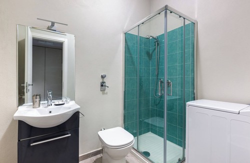 Milan House | Top-Rated BnButler - Panizza 8 with Breakfast Included
