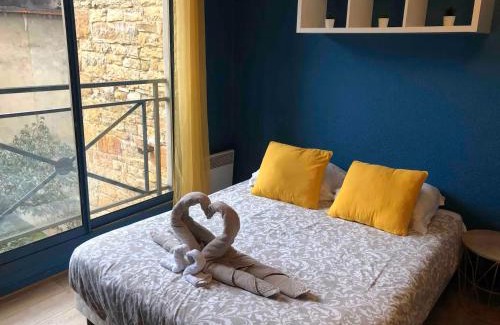 Carnot - Gailleton Apartment | Inviting Stay at Chez Mathilde - Family Friendly Amenities