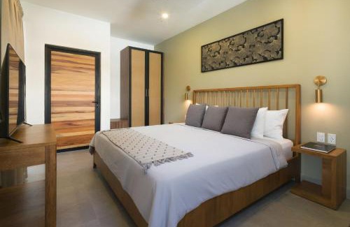 Playa Langosta Apartment | Bo Jungle - Steps to Tamarindo Beach - Surf Pool 1