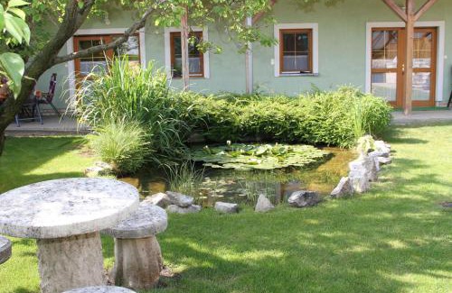 Fertod House | Comfortable Bo-Ni Vendégház: 9/10 Guest Rated Retreat