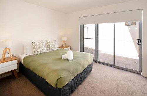 Cowaramup Apartment | Explore Bo'Vine Holiday Apartment: Family-Friendly Retreat