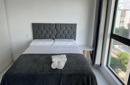 Boa Viagem Apartment | Prime Boa Viagem Beach 1004: Poolside Paradise Awaits
