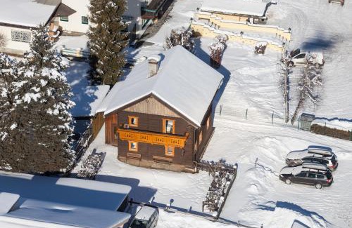 Am Feuersang House | Boahäusl: Family-Friendly Retreat with Kitchen Amenities