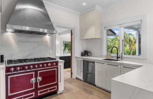 Matakana House | Board and Batten - Matakana Holiday Home