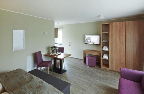 Aachen Apartment | Family-Friendly Retreat at Boarding Haus Aachen-Brand