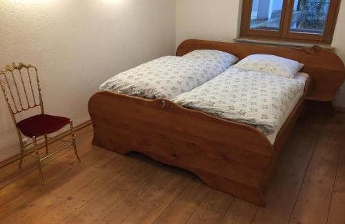 Heidenheim an der Brenz House | Boardinghouse Schnaitheim: Family-Friendly Oceanfront Retreat