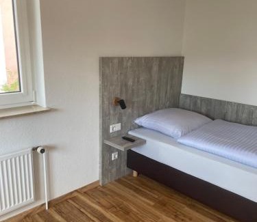 Rottenbauer Apartment | Discover Comfort at Boardinghouse-Heuchelhof: Pet Friendly Stay