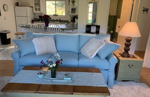 Mayfield House | Experience Boardman River Cottage with Kayaks & Ocean Views