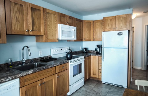 North End Apartment | Oceanfront Retreat: Private Deck and Poolside Bliss