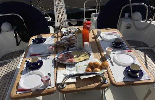 Ortonovo Boat Rental | Experience Boat & Breakfast La Spezia with Oceanfront Views