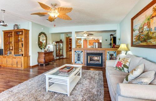 Farwell House | Escape to The Lodge on Lake: Private Lakefront Retreat