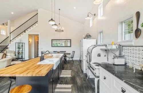 Coeur d'Alene House | Experience Lakeside Landing: Family Fun with Water Toys
