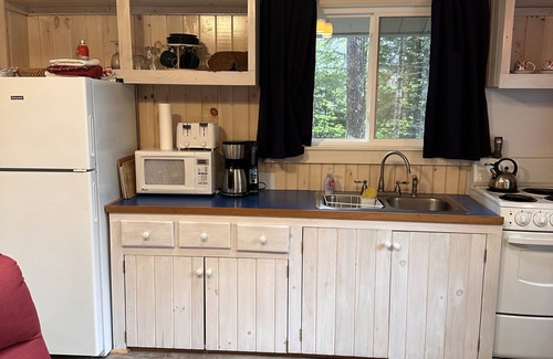 Seal Cove Cottage | Waterfront Cottage Retreat Near Acadia National Park