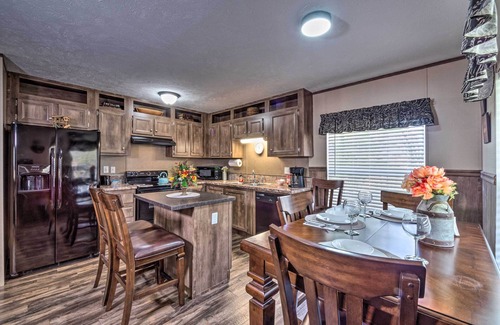 Burkesville Cottage | Experience Boating Paradise: Near Dale Hollow Lake & Golf!