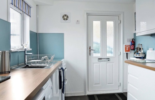 Buckie Cottage | Pet-Friendly 2-Bedroom Retreat with Ocean View in Portessie